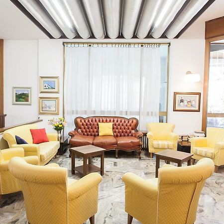 Hotel Quisisana Tabiano Terme Exterior photo